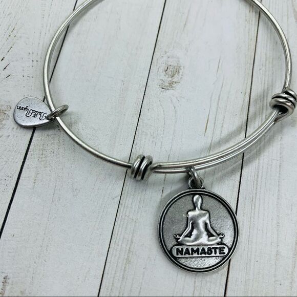 Bella Ryan Pull Apart Bracelets - Picture 4 of 4